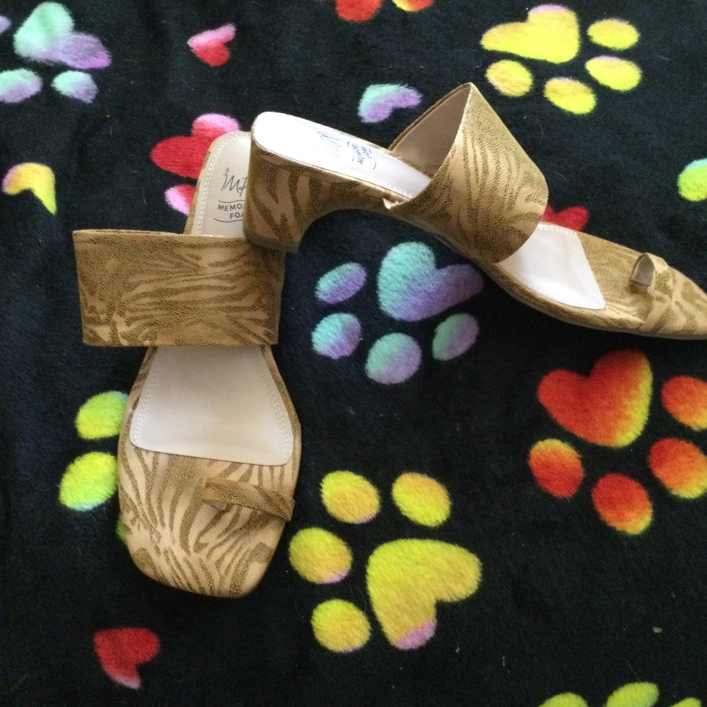 Impo Sandals Tiger Print